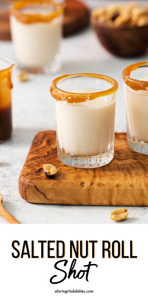 Salted Caramel Pretzel Shots, Salted Caramel Shots, Salted Nut Roll Shot Recipe, Vanilla Vodka Shots Recipes, Peanut Butter Whiskey Shots, Salted Caramel Vodka Drinks, Thanksgiving Themed Drinks, Creamy Alcoholic Drinks, Rum Chata Shots