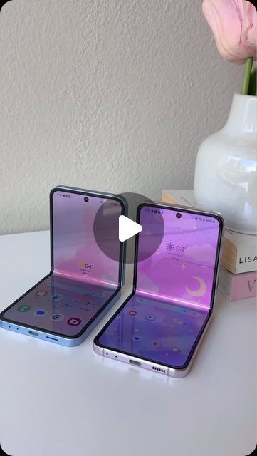 Heart Defensor Telagaarta on Instagram: "can you spot the difference? Samsung Galaxy Z Flip 6 vs Z Flip 5! 

@samsungmobileusa @samsungmobile 
#GalaxyZFlip #SamsungGalaxy #ZFlip6" Z Flip 6, Samsung Z Flip, Spot The Difference, Z Flip 5, Samsung Galaxy Z Flip, Galaxy Z Flip, Z Flip, July 15, Samsung Galaxy