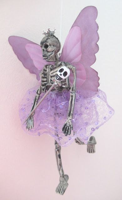 Skeleton With Butterfly Wings, Skeleton Fairies, Fabric Butterfly Wings, Skeleton With Wings, Fairy Skeleton, Skeleton Aesthetic, Aesthetic Skeleton, Skeleton Fairy, Christmas Butterfly