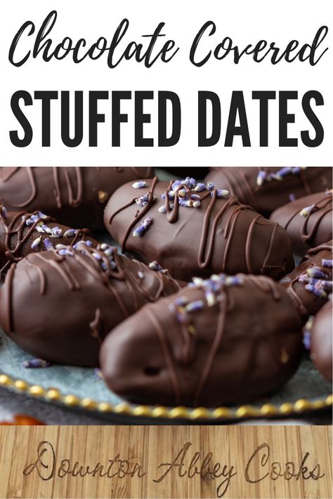 Chocolate Stuffed Dates, Choc Covered Dates, Dates Dipped In Chocolate, Chocolate Dipped Dates, Pitted Dates Recipes, Stuffed Dates Recipes, Date Candy, Chocolate Covered Dates, Jar Desserts