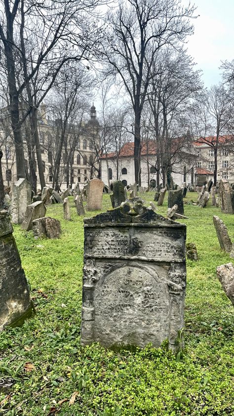 Old Jewish cemetery,Prague Jewish Cemetery, Prague, Cemetery