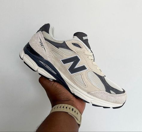 New Balance Shoes Men, Trend Prediction, New Balance 990, Pretty Sneakers, New Balance Outfit, Trendy Shoes Sneakers, Shoes Trendy, Hype Shoes, Cool Outfits For Men