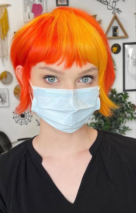 Short Vibrant Hair, Pink And Orange Hair Short, Vivid Shag Hair, Pixie Hair Color Ideas Funky Hairstyles, Split Color Hair, Bright Hair Colors Short, Shirt Layered Bob, Orange Short Hair Aesthetic, Split Dye Pink And Orange