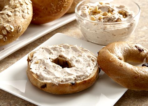 Cream Cheese Spread Recipes, Bagel Spread, Vegan Gourmet, Cheese Spread Recipes, Flavored Cream Cheeses, Cream Cheese Spread, Cinnamon Cream Cheese, Flavored Butter, Pumpkin Roll