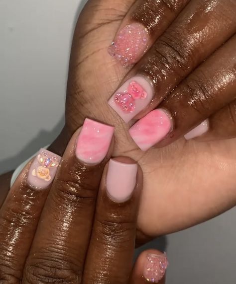 Acrylic Nail Ideas, Cute Short Nails, Acrylic Nail Set, Colored Acrylic, Colored Acrylic Nails, Girly Acrylic Nails, Work Nails, Cute Acrylic Nail Designs, French Tip Acrylic Nails