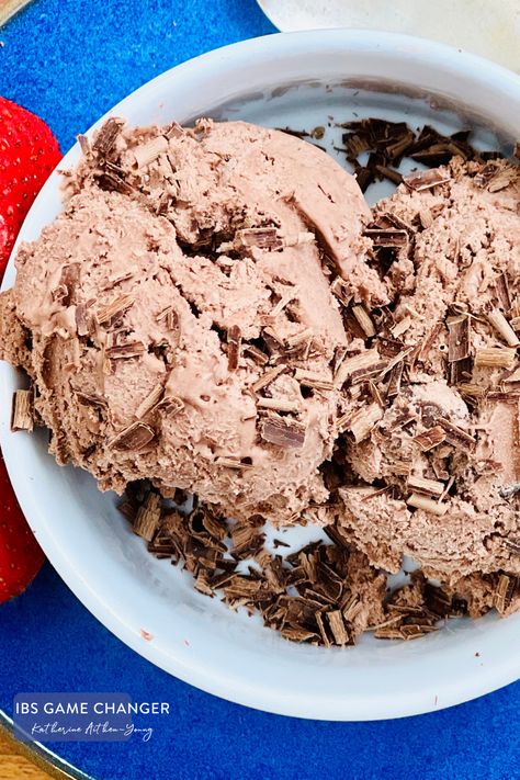 15 Minutes prep • 4 Hours chill • Low FODMAP • Gluten-free • Serves 4 - 6 •  Chocolate ice cream this creamy and rich is hard to find. Unless you make it yourself! Simple ingredients are the key to making it the best and easiest chocolate ice cream around.   #ibsgamechanger #lowfodmapdiet #fodmap #lowfodmap #fodmapfriendly #glutenfree #glutenfreerecipes #glutenfreelife #dessert #icecream #recipeclub Low Fodmap Ice Cream Recipe, Low Fodmap Ice Cream, Sour Cream Cheesecake, Almond Snack, Lactose Free Recipes, Blueberry Coffee Cake, Chocolate Oatmeal Cookies, Making Whipped Cream, Chill Time