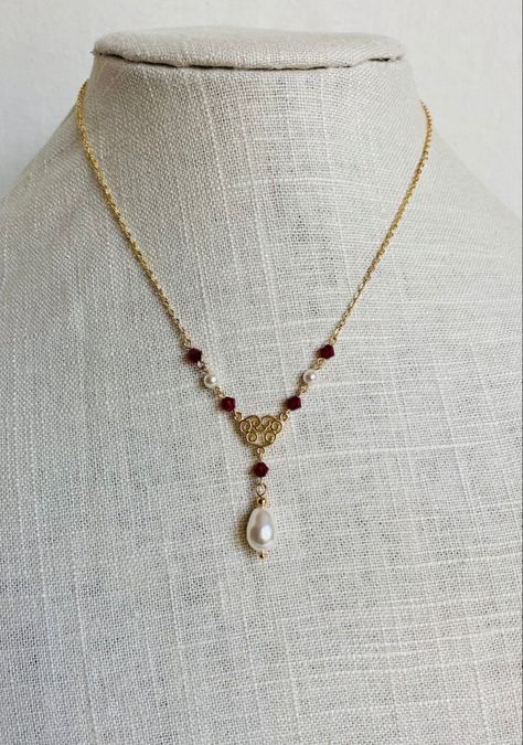 Red Pearl Necklace Gold, Witchy Lifestyle, Valentine Necklace, Red Stone Necklace, Red Crystal Necklace, Victorian Style Jewelry, Crystals Necklace, Jewelry Pearl, Red Necklace