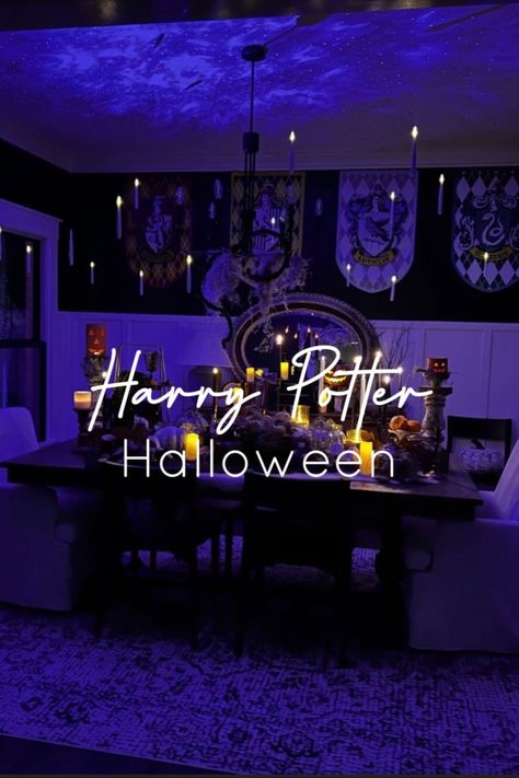 Harry Potter Dinning Room, Harry Potter Dining Room, Harry Potter Dining Hall, Great Hall Hogwarts, Great Hall Harry Potter, Harry Potter Inspired Room, Harry Potter Great Hall, Harry Potter Halloween Decorations, The Great Hall