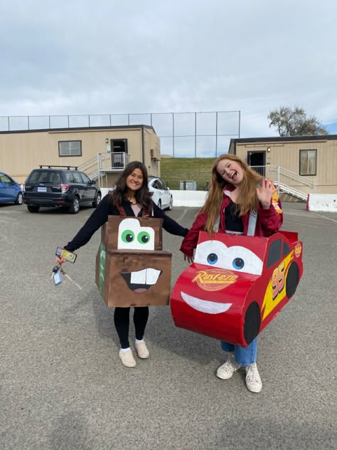 Diy Halloween costumes Mater Diy Costume, Halloween Costume Cardboard, Lighting Mcqueen Costume Diy, Lighting Mac Queen Halloween Costume, Car Woman Costume, Mator And Lightning Mcqueen Costume, Car Related Halloween Costumes, Thruple Halloween Costumes, Diy Mater Costume