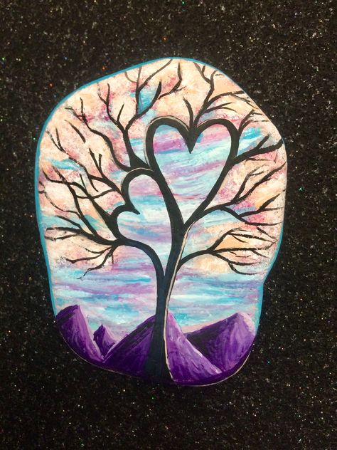 Rectangle Rock Painting Ideas, Hand Painted Rocks Unique, Unique Rock Painting Ideas, Stone Painting Ideas Creative Rock Art, Large Rock Painting Ideas, Hand Painted Rocks Ideas, Tree Rock Painting, Rock Painting Pictures, Painting On Rocks