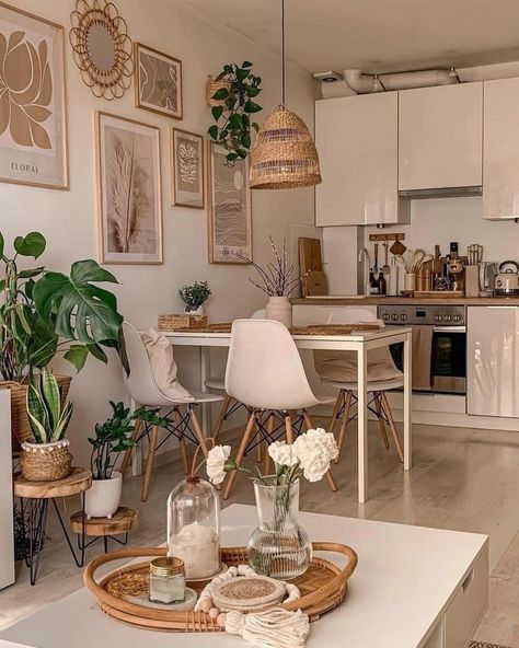 Modern Boho Studio Apartment, Home Decor Apartment, Boho Apartments, Boho Dining Room, Earthy Home Decor, Interior Design Dining Room, Casa Vintage, Kitchen Home Decor, Home Decoration Ideas