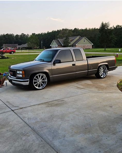 98 Chevy Silverado, Trucks Lowered, Chevy Trucks Lowered, Obs Chevy, S10 Truck, Obs Truck, Chevy 1500, Lowrider Trucks, Dropped Trucks