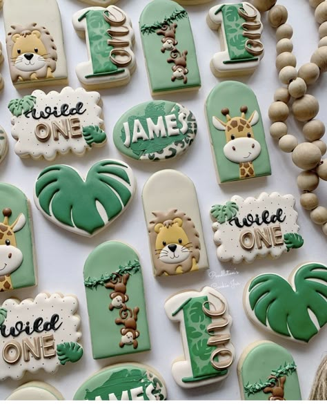 Lion Cookies, Safari Cookies, First Birthday Cookies, Gender Reveal Cookies, Lion Birthday, Cookies Theme, Wild One Birthday Party, Sugar Cookie Designs, Cookie Pops