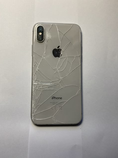 Broken Phone Screen Iphone, Cracked Iphone Screen, Cracked Phone Screen, Broken Phone Screen, Netflix And Chill Tumblr, Iphone Back Cover, Iphone Glass, Cracked Iphone, Broken Iphone