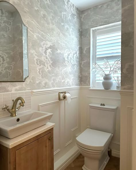 Wc With Wallpaper, Wc Ideas Downstairs Loo Wallpaper, Wallpaper Wc Toilets, Wallpaper Batheoom, Small Wc Ideas Downstairs Loo Wallpaper, Small Wc Panelling, Panelling And Wallpaper Bathroom, Panelled Walls Cloakroom, Small Cloakroom Toilet With Window