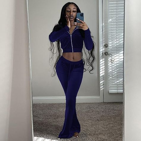 2 Piece Outfits for Women Velour Tracksuits Sweatsuits Set Long Sleeve Crop Tops Jackets and Flared Long Pant Sets Velvet Two Piece Set, Velvet Tracksuit, Basic Streetwear, Solid Color Outfits, Velour Tracksuit, Fall Attire, Cardigan Long Sleeve, Tracksuit Pants, Causual Outfits