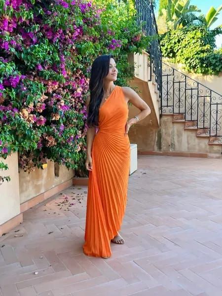 Luxury Orange Spring Dresses, Pleated Dress Outfit, Pleated Orange Party Dress, Pleated Dresses Outfit, Fitted Orange Pleated Dress, Florida Party, Summer Orange V-neck Maxi Dress, Luxury Orange V-neck Dress, Orange Dress Summer