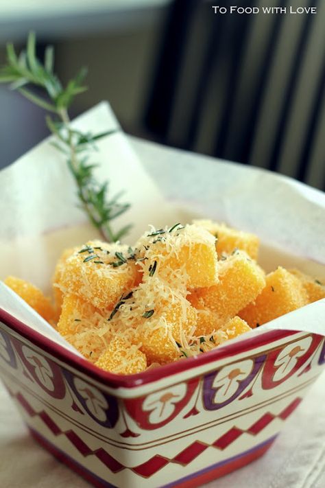 To Food with Love: Crispy Polenta Chips with Parmesan and Rosemary Salt - Recipe Rosemary Salt Recipe, Polenta Chips, Crispy Polenta, Parmesan Polenta, Rosemary Salt, Rosemary Recipes, Polenta Cakes, Gluten Free Appetizers, No Salt Recipes