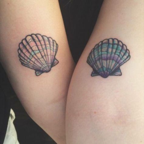 Small Best Friend Tattoos, Twin Tattoos, Seashell Tattoos, Shell Tattoos, Supernatural Tattoo, Girls With Tattoos, Bff Tattoos, Friendship Tattoos, Mother Daughter Tattoos