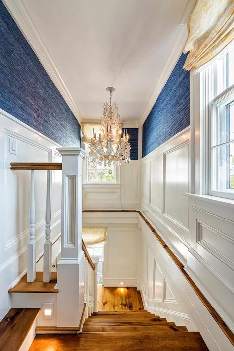 Quaint New England saltbox house with coastal charm on Nantucket Island Colonial Coastal House Interior Design, Coastal Dutch Colonial, New England House Aesthetic Interior, East Coast Colonial House Interior, Nantucket Style Homes Interior Kitchen, New England Modern Interior, New England Entryway, Sea Captains House, Nantucket Homes Interiors