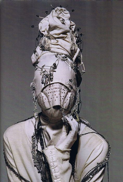 Jun Takahashi, Irving Penn, undercover, fashion, horror, aesthetic, weird, editorial Undercover Jun Takahashi, Irving Penn, Jun Takahashi, Concept Clothing, Weird Creatures, Anime Wall Art, Dark Photography, Face Coverings, Dark Fashion