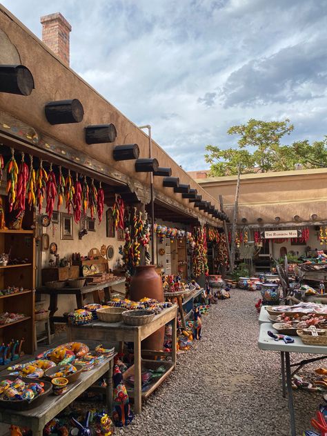 📍Santa Fe Plaza Weekend In Santa Fe, Bishops Lodge Santa Fe, Visit Santa Fe, Zozobra Santa Fe, Santa Fe Plaza, Travel New Mexico, Land Of Enchantment, Santa Fe, New Mexico