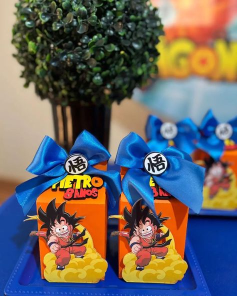 Festa Dragon Ball 🤩 Arrasta pro lado e veja os detalhes e os cliques da titia do Pietro. #e_papeiss #festainfantil #dragonball Festa Dragon Ball, Goku Birthday, Ball Party, June 16, Dragon Ball, Birthday, On Instagram, Instagram