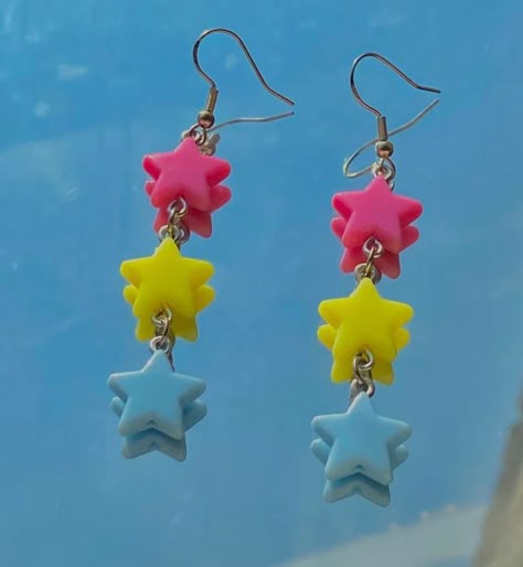 Lgbtq Jewelry, Pride Earrings, Pan Pride, Pride Jewelry, Pride Jewellery, Pride Stuff, Pansexual Pride, Clay Jewelry Diy, Funky Jewelry