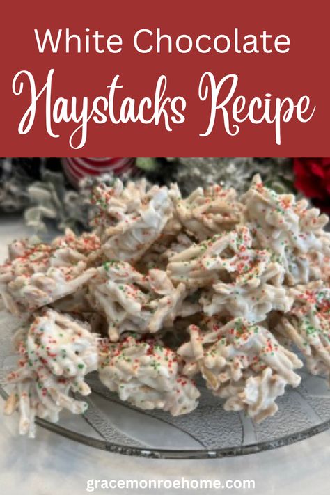 This yummy white chocolate haystacks recipe is so easy to make! It is the perfect holiday treat! White Chocolate Haystacks Recipe, Caramel Cashew Haystacks, Holiday Haystacks, Haystack Cookies No Bake, Chocolate Haystacks Recipe, White Chocolate Haystacks, Christmas Haystacks, Chocolate Haystacks, Haystacks Recipe