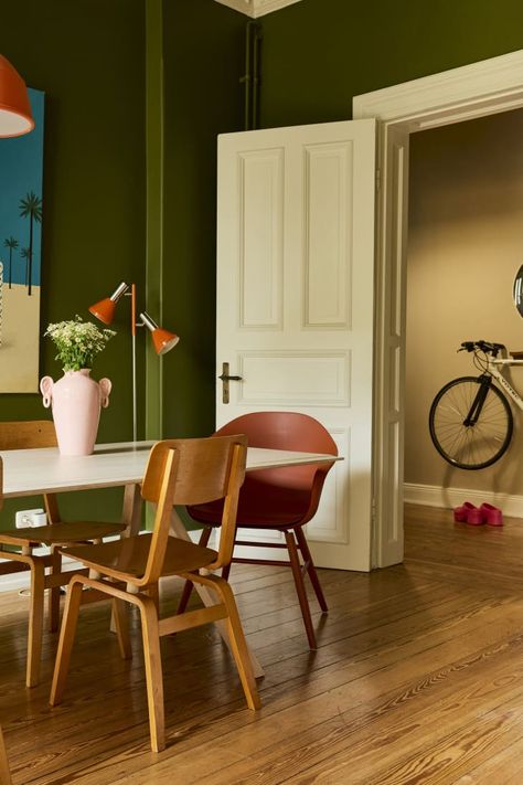 Our Editor-in-Chief’s 2024 “Color Crush” Is Both Dramatic and Cozy — See How It Can Work for You! Green Dining Room, Quiet The Mind, Chameleon Color, Green Couch, Earthy Green, Gorgeous Houses, 2024 Color, Types Of Furniture, Interior Stylist