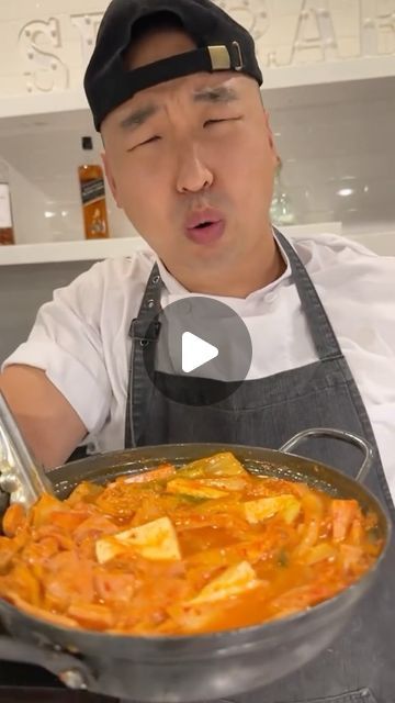 bà nội 👵🏻 | Asian Food Recipes on Instagram: "Kimchi stew aka kimchi jjigae #koreanrecipe 🎥: @chefchrischo #asianfood #asiancuisine #kimchi #asiancooking #recipeoftheday #spam" Kimchi Stew Recipe Easy, Recipes With Kimchi Dishes, Korean Dinner Ideas, Kimchee Soup, Kimchi Jigae Recipe, Recipes With Kimchi, Kimchi Soup Recipe, Kimchi Stew Recipe, Korean Food Kimchi