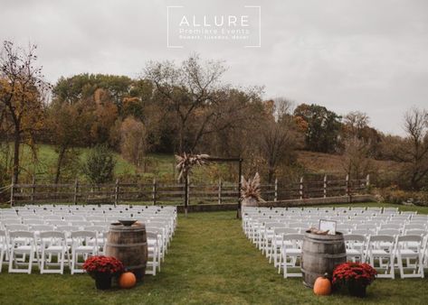 Autumn Outdoor Wedding, Mums And Pumpkins, Mums In Pumpkins, Outdoor Fall Wedding, Wedding Aisle Decorations, Wedding Reception Locations, Aisle Decor, Wedding Aisle, Pampas Grass