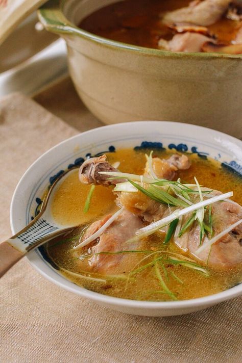 Chicken Soup Korean, Chicken Soup Asian, Taiwanese Recipes, Sesame Oil Chicken, Confinement Food, Asian Soups, Wok Of Life, Woks Of Life, The Woks Of Life