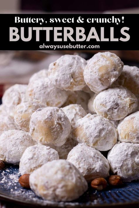 Double Chocolate Snowball Cookies, Buttery Russian Tea Balls, Butterball Cookies Recipe, Gingerbread Snowball Cookies, Butterballs Cookies, Butter Ball Cookies, Ball Desserts, Butter Ball Cookies Recipe, Mexican Wedding Cakes