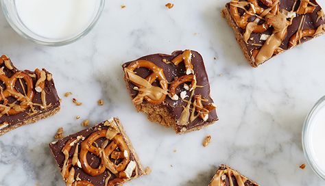 9 Recipes That Will Win the Picnic Game via @PureWow Peanut Butter Pretzel Bars, Halva Recipe, Pretzel Bars, Butter Pretzels, Mini Chocolate Chip Cookies, High Protein Desserts, Dessert Recipes For Kids, Peanut Butter Pretzel, Tailgating Recipes