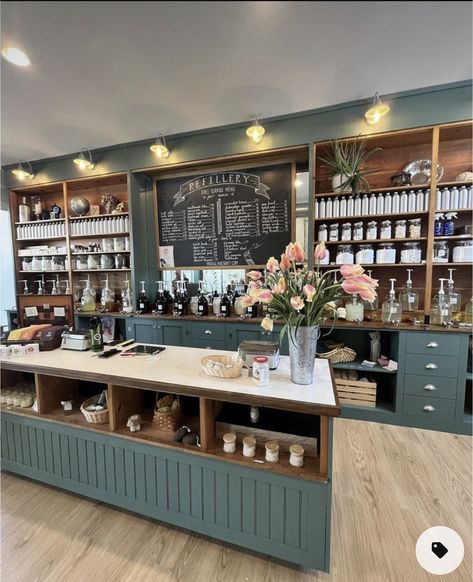 Coffee Shop Shelves Display, Gourmet Shop Design, Italian Shop Design, Coffee Bar In Store, Farm Store Design, Local Market Aesthetic, General Store Counter, Bakery Counter, Deli Cafe