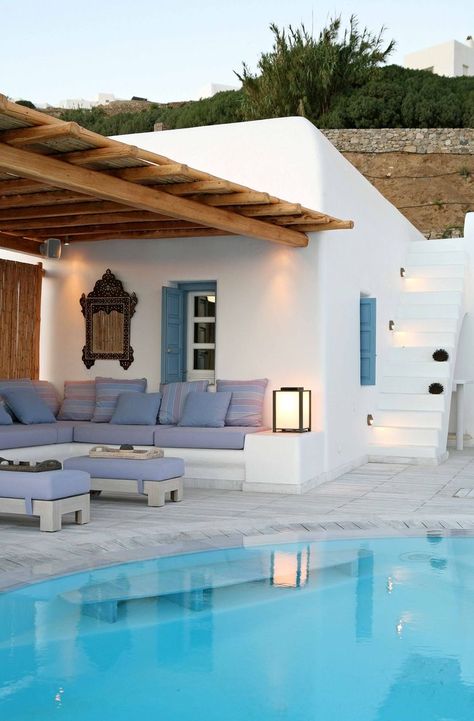 Greek Houses Exterior, Luxury Villa Interior Design, Pool Decor Ideas, Luxury Villa Interior, House With A View, Greek Homes, Greece Homes, Greece House, Villa Architecture