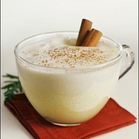 This recipe is Martha Stewart's favorite egg nog. It was first featured in her first book, "Entertaining." Source: Martha Stewart Living, December 2008. - Martha's Classic Eggnog Martha Stewart Eggnog Recipe, Martha Stewart Eggnog, Classic Eggnog Recipe, Spoon Desserts, Classic Eggnog, Christmas Eggnog, Spiked Eggnog, Homemade Eggnog, Rum Recipes