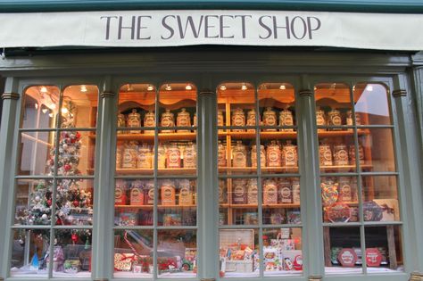 Old-Fashioned Sweet Shop | The Old Fashioned Sweet Shop in Burford Indian Sweet Shop, Old Fashioned Sweet Shop, Pitch Ideas, Candy Stores, 3d Diorama, English Girl, Candy Shops, Country Stores, Patchwork Curtains