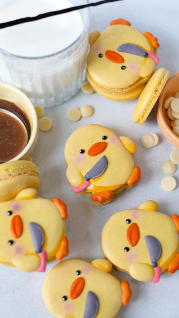 Duck Macaron, Animal Macaroons, Kawaii Macarons, Cute Macaroons, Kirby Meme, Cute Macarons, Duck Meme, Kue Macaroon, French Macarons Recipe