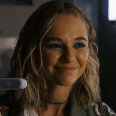 Madison Iseman Icons, Euphoria Maddie, Madison Iseman, Family Doctors, Warrior Girl, Cut My Hair, Face Claims, Woman Face, Favorite Tv Shows