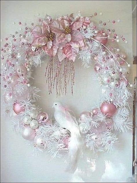 Pink And White Christmas, Shabby Chic Christmas Decorations, Rose Gold Christmas Decorations, Pink Christmas Wreath, Chic Christmas Decor, Centerpieces Ideas, White Christmas Wreath, Shabby Christmas, Rose Gold Christmas