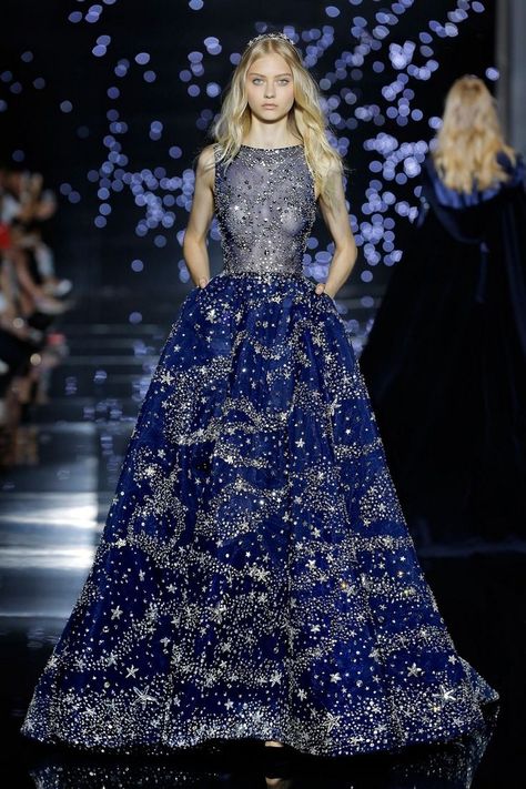 Zuhair Murad 2016 Haute Couture Collection - Long wide dress with midnight blue tulle bateau neckline dotted with silver crystals Zuhair Murad Dresses, Zuhair Murad Haute Couture, Party Mode, Blue Wedding Dresses, Royal Blue Dresses, Zuhair Murad, Gorgeous Gowns, Couture Collection, Beautiful Gowns