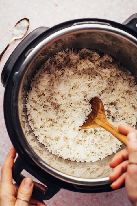 Coconut Rice Recipe Instant Pot, Instapot Coconut Rice, Coconut Rice In Rice Cooker, Coconut Rice Instant Pot, Brown Coconut Rice, Instant Pot Coconut Rice, Sweet Coconut Rice, Coconut Basmati Rice, Rice In The Instant Pot