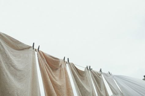 Fresh Linen Aesthetic, Fresh Laundry Aesthetic, Clothesline Aesthetic, Linen Aesthetic, Clothes Lines, Mermaid Stories, Morning Noon And Night, Dress Minimal, Fresh Sheets