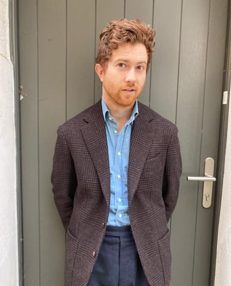 874 Likes, 22 Comments - Jake Grantham (@jakeedwardgrantham) on Instagram: “Cheered myself up with a new jacket for 2021. Made this cloth for this seasons country coats - this…” Jake Grantham Style, Jake Grantham, Autumnal Inspiration, Man Styling, Brown Tweed Jacket, Men Style Inspiration, Olive Blazer, Pitti Uomo Street Style, Autumn 23