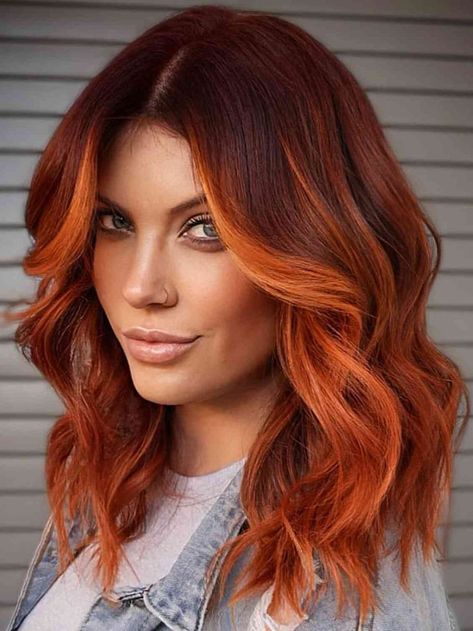 Medium-length auburn to copper ombre hair styled in loose waves Red Ombre Hair Color, Hair Color Ideas Trending, Orange Ombre Hair, Hair Color Red Ombre, Crown Hairstyle, Ombre Hair Color Ideas, Red Copper Hair Color, Copper Ombre, Trending Looks