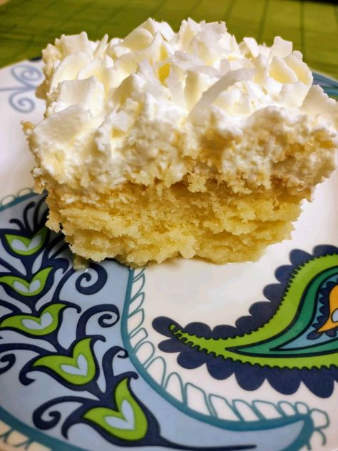 Piña Colada Tres Leches Cake Pina Colada Tres Leches Cake, Ineskohl Kitchen, Cherry Bounce, Showstopper Dessert, Pineapple Cake Recipe, Tres Leches Cake Recipe, Leches Cake, Jello Shot Recipes, Tres Leches Cake