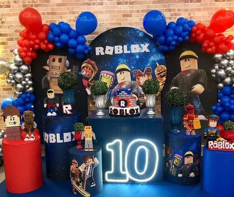 Roblox Bday Party Ideas, Roblox Decoration Ideas, Roblox Birthday Party Ideas For Boys, Roblox Themed Birthday Party, Roblox Party Decorations, Boys Birthday Party Themes, Roblox Birthday Party Ideas, Roblox Decor, Roblox Birthday Cake