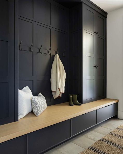 A modern dream house in North Dakota with warm and inviting details Modern Mudroom Design, Minimalist Mudroom, Mudroom Decor Ideas, Entry Way Lockers, Mudroom Ideas Diy, Basement Diy, Geometric Tile Design, Mudroom Remodel, Fargo North Dakota